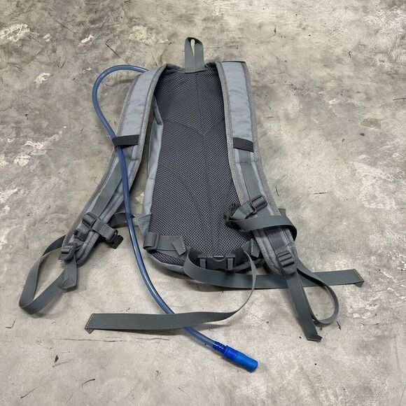 Kelty 72050084 Big Basin Rosewood Red Backpack 9L Hydration Day Pack w/o Bladder - Picture 3 of 6